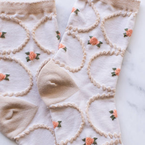 Women's Antique Floral Casual Socks: Ivory/Yellow