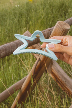 Light Blue Star Claw Clip