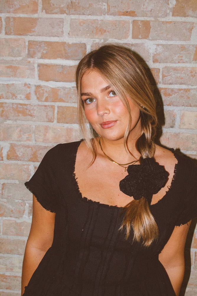 Black Ruffle Jumbo Scrunchie