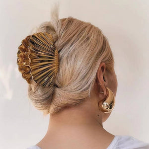 Floral Metal Geometric Hair Claw Clip – Chic Style_CWAHA6182