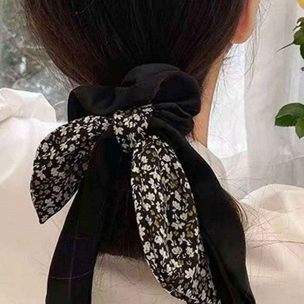 Floral Hair Scrunchies: Black