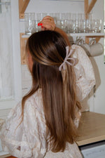 Bow Loop Claw Clip: Tan