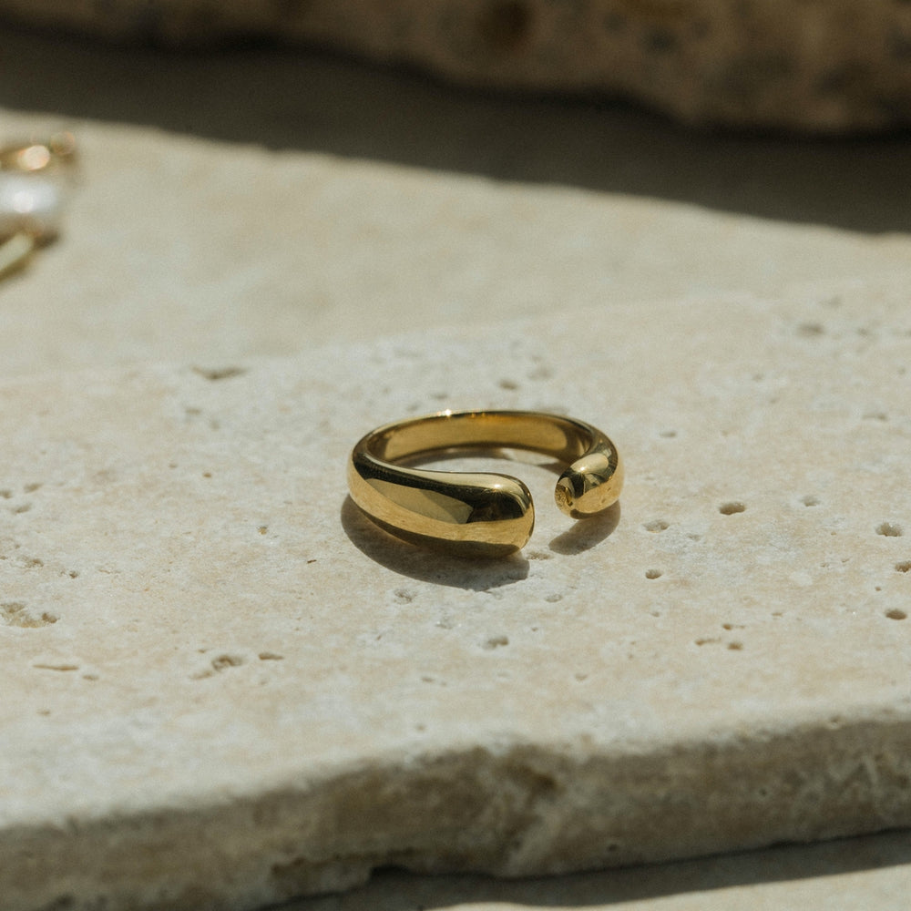 Leena Ring